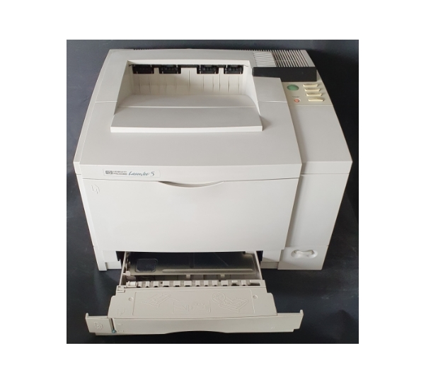 Hp Laserjet 5 C3916 Nur 9 784 Gedruckte Seiten 34 Mb Speicher Lan Ebay